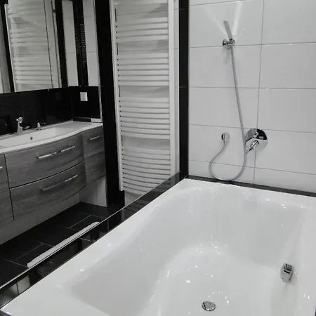 Apartment Perla Superior Fuer 5 Personen By Interhome