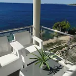 Perla Superior Fuer 5 Personen By Interhome * Mitlo