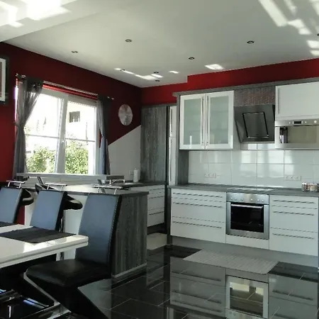 Appartement Perla Superior Fuer 5 Personen By Interhome