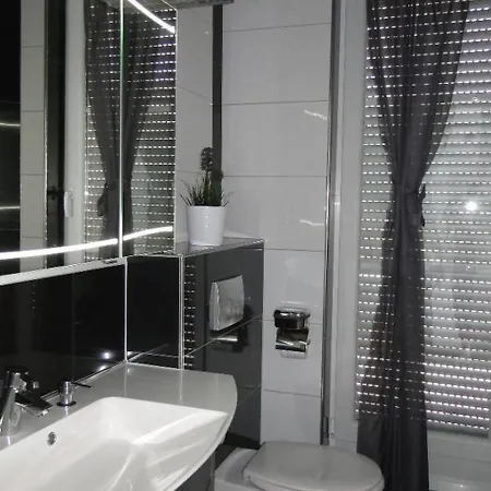 Perla Superior Fuer 5 Personen By Interhome *