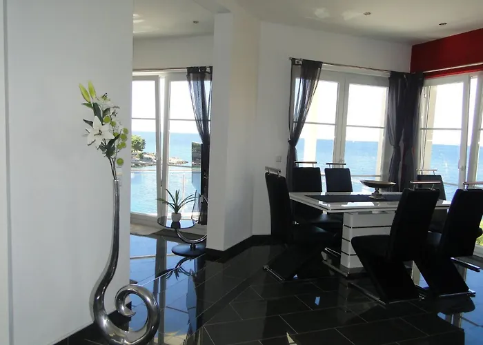 Perla Superior Fuer 5 Personen By Interhome